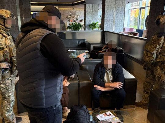 Ремонт огорожі на&nbsp;десятки мільйонів гривень: що&nbsp;закидають ексглаві &laquo;Укренерго&raquo; та&nbsp;до&nbsp;чого тут бізнесмен Ігор Гринкевич