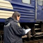 В Одессе пассажирский поезд сбил пенсионерку: женщина погибла