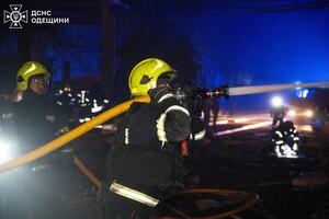 Загорелся промышленный объект: последствия ночной атаки БпЛА на Одессу