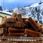 Сухарики з часником: дуже бюджетно та неймовірно смачно