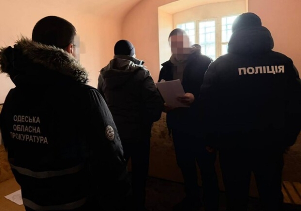 Обогатился на 13 миллионов гривен: в Одесской области будут судить экс-чиновника миграционной службы Обогатился на 13 миллионов гривен: в Одесской области будут судить экс-чиновника миграционной службы