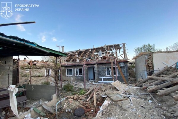 РФ нанесла удары по Одесчине: пострадали люди, загорелось судно