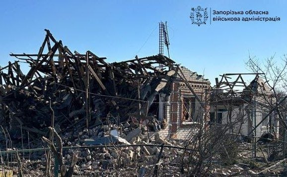 Палають будинки і&nbsp;міста, є&nbsp;загиблі та&nbsp;поранені діти: росія завдала сотні ударів по&nbsp;українських містах (фото, відео)