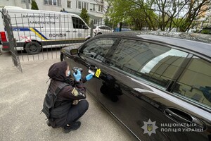 Взрывчатка на дверце: в Одессе хотели подорвать автомобиль предпринимателя