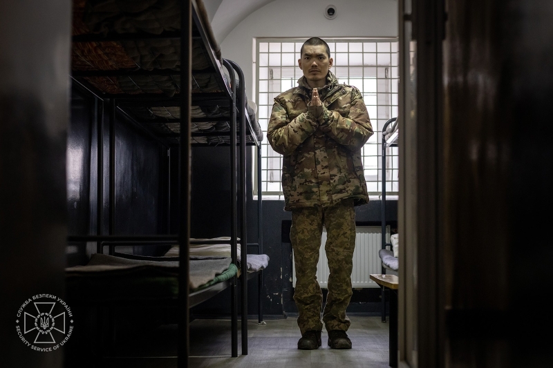 Розкрили деталі вербування на війну в Україні: СБУ допитала військовополонених з Китаю